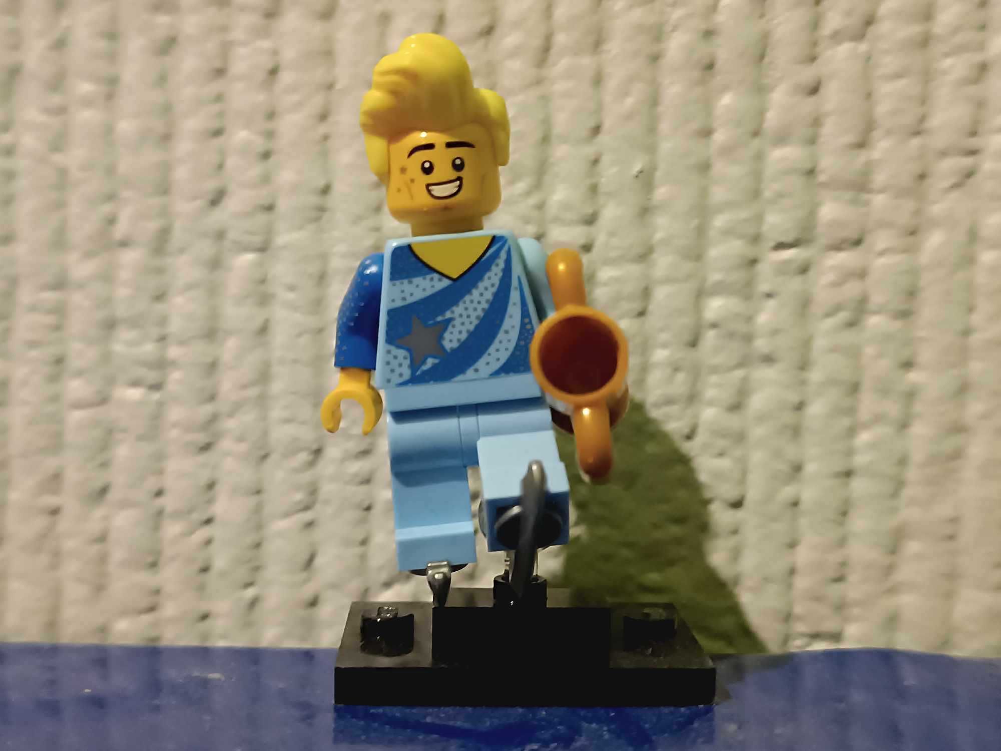 LEGO minifigures seria 22