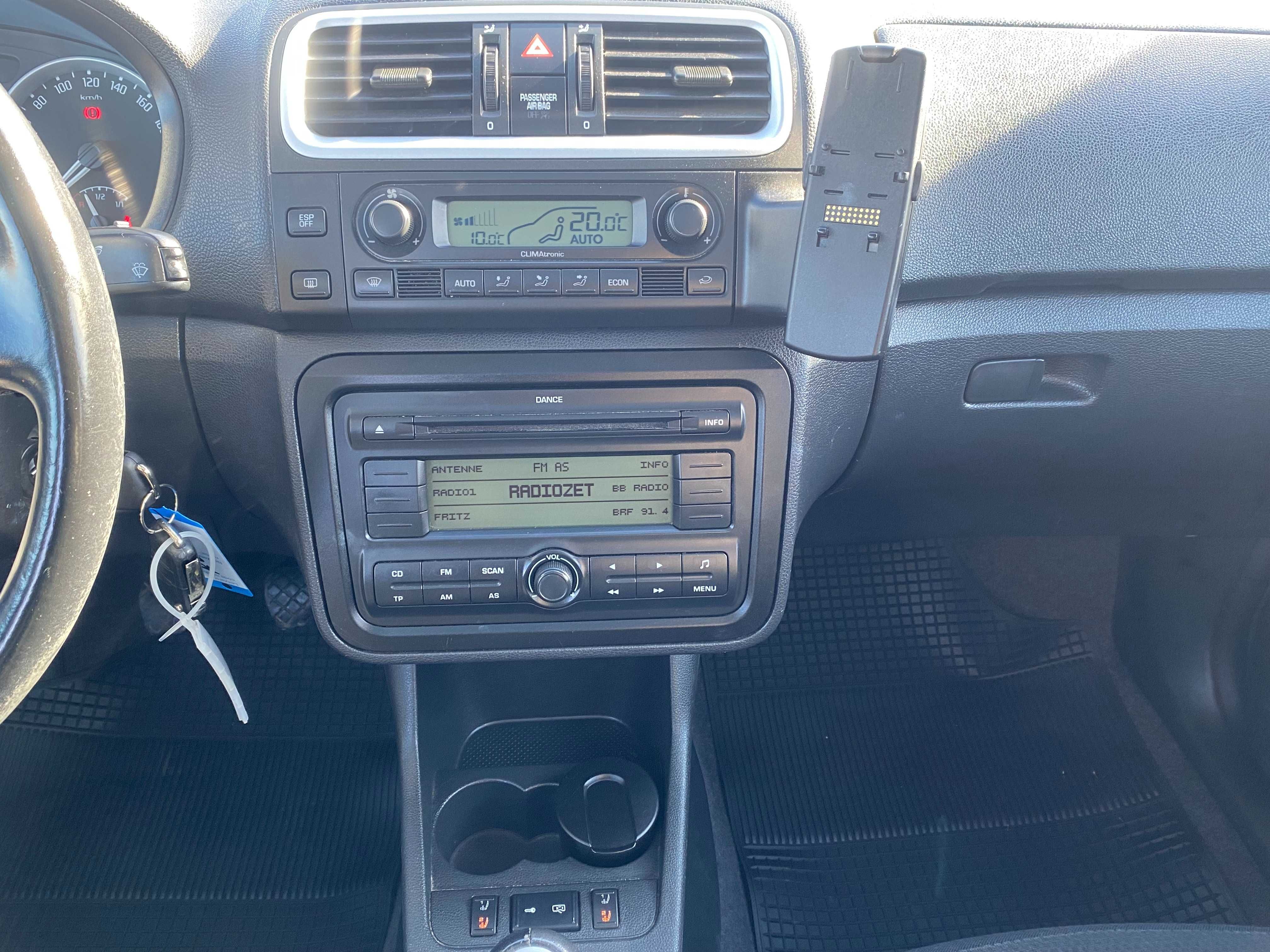 SKODA ROOMSTER2009 poj.1.6 bezn.MPI 102 KM klimatron panorama dach pdc