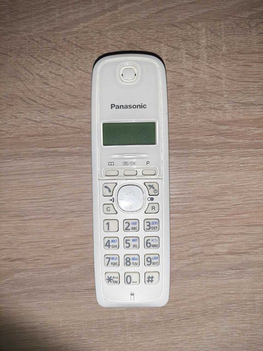 Бездротовий стаціонарний цифровий телефон Panasonic KX-TG1611UA