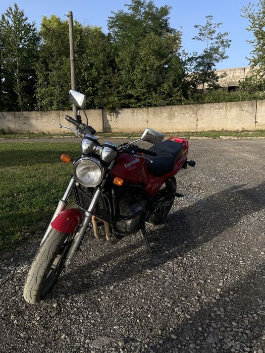 Продам Kavasaki er-5