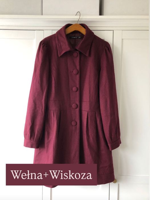 Wełniany bordowy płaszcz damski