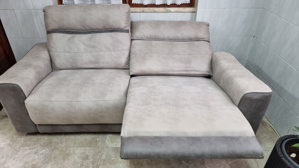 Sofá relax eléctrico cinza (preço original 899€)