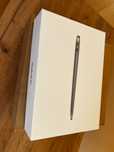 McBook Air 13-inch 8GB Memory 256GB SSD