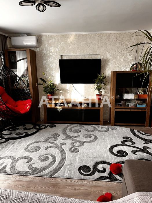 2 комн квартира с ремонтом Ленпоселок Магистральная