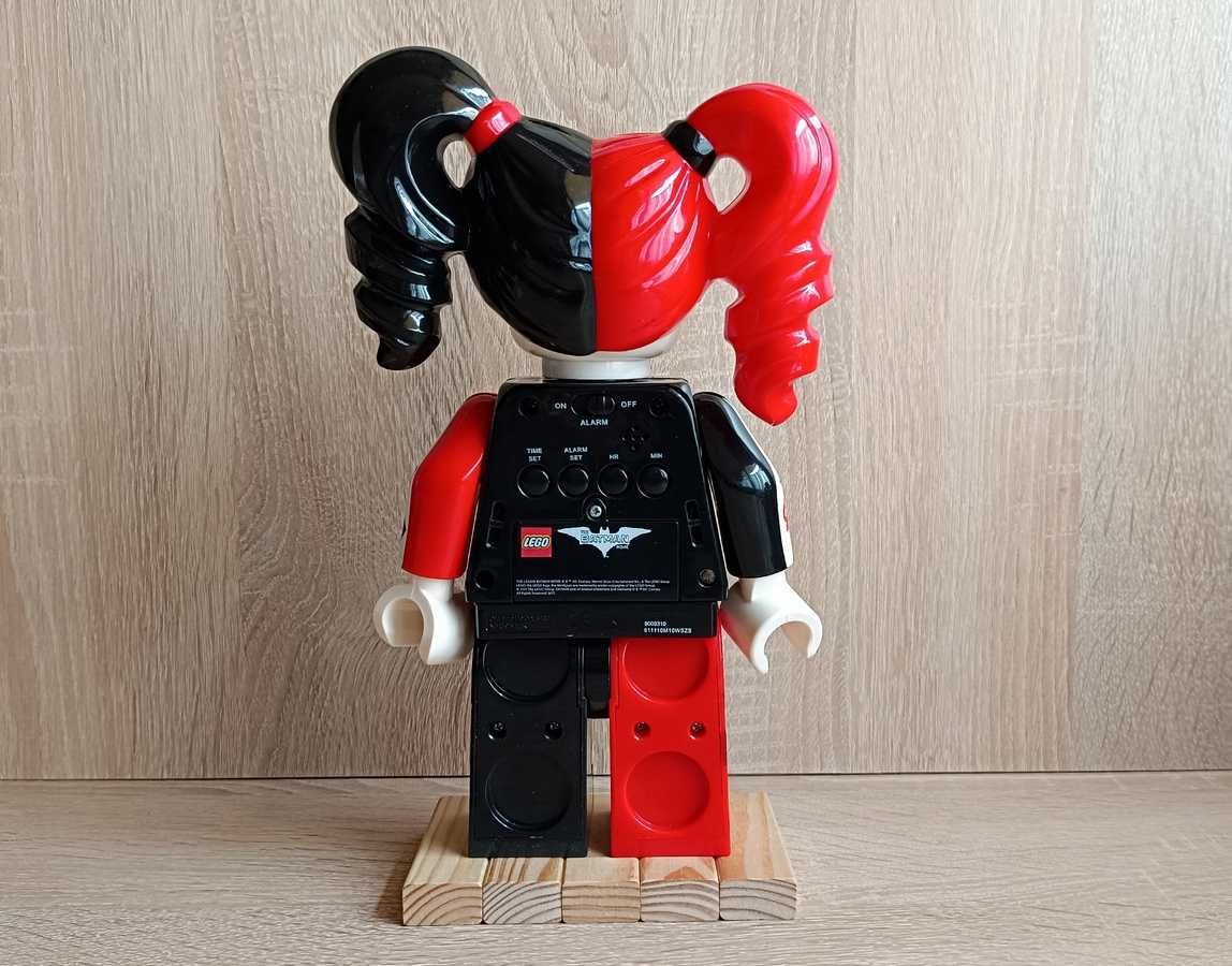 Duża LEGO figurka - zegarek Harley Quinn (2017)