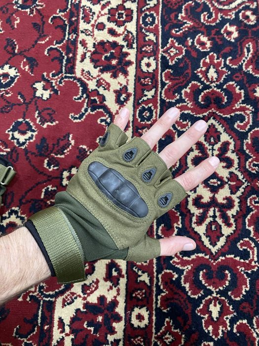 захисні тактичні рукавиці з додатковим захистом combat