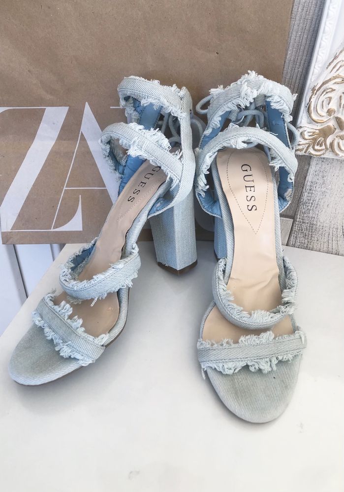Buty obcasy sandaly guess evira jeansowe alternative