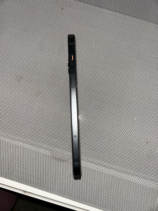 iPhone 15 Plus - Cabo de carregar + 4 capas