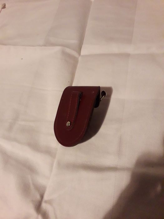 Sakiewka na zegarek skórzana