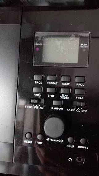 Radio , CD - com comando 20 €64551775087235121