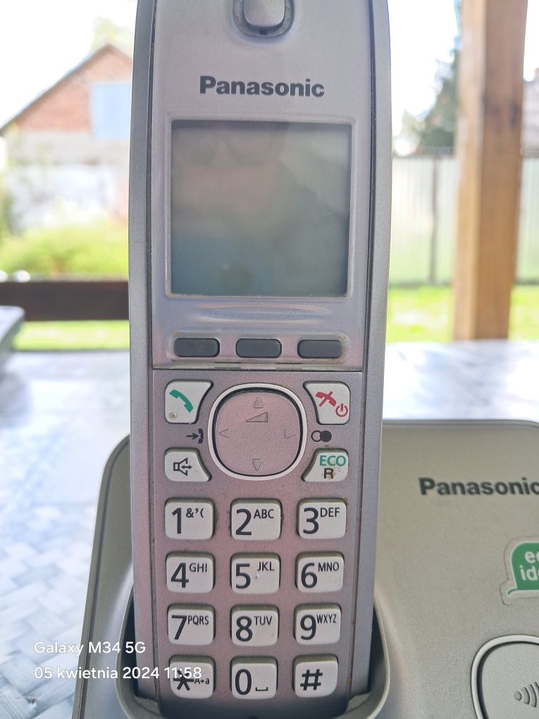 Telefon stacjonarny panasonic bezprzewodowy