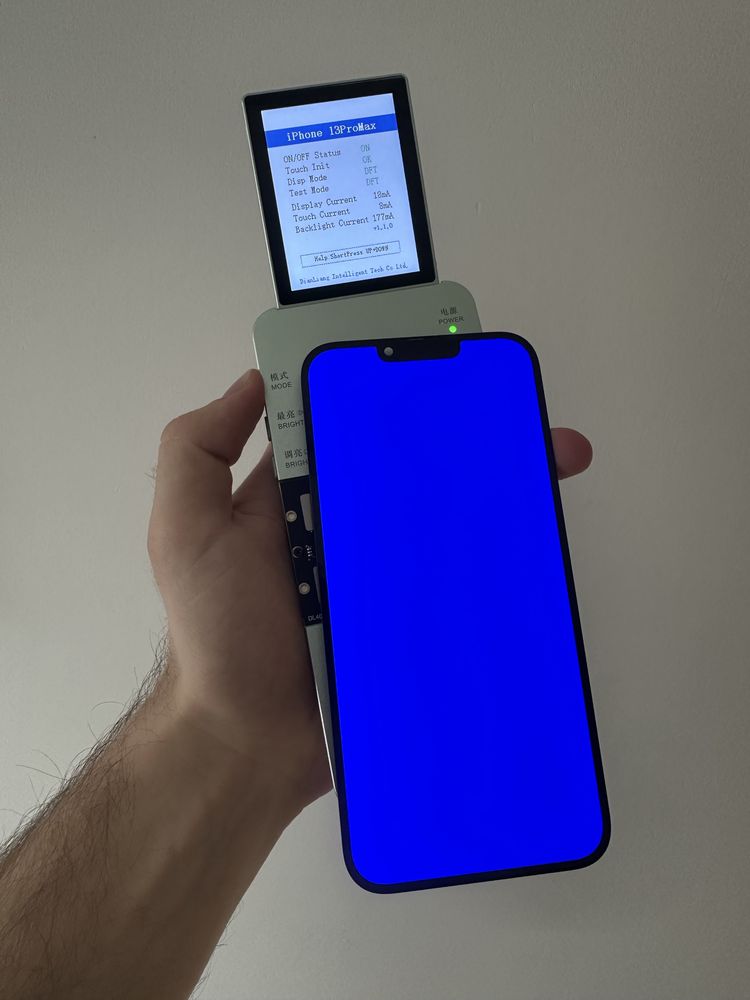 Wyswietlacz iPhone 13 Pro Max Demontaż