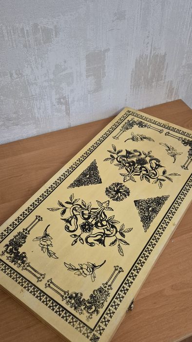 Шахова дошка. Шашки, шахи, нарди. Шахмати, шахматная доска