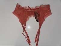 Ann Summers pas do pończoch