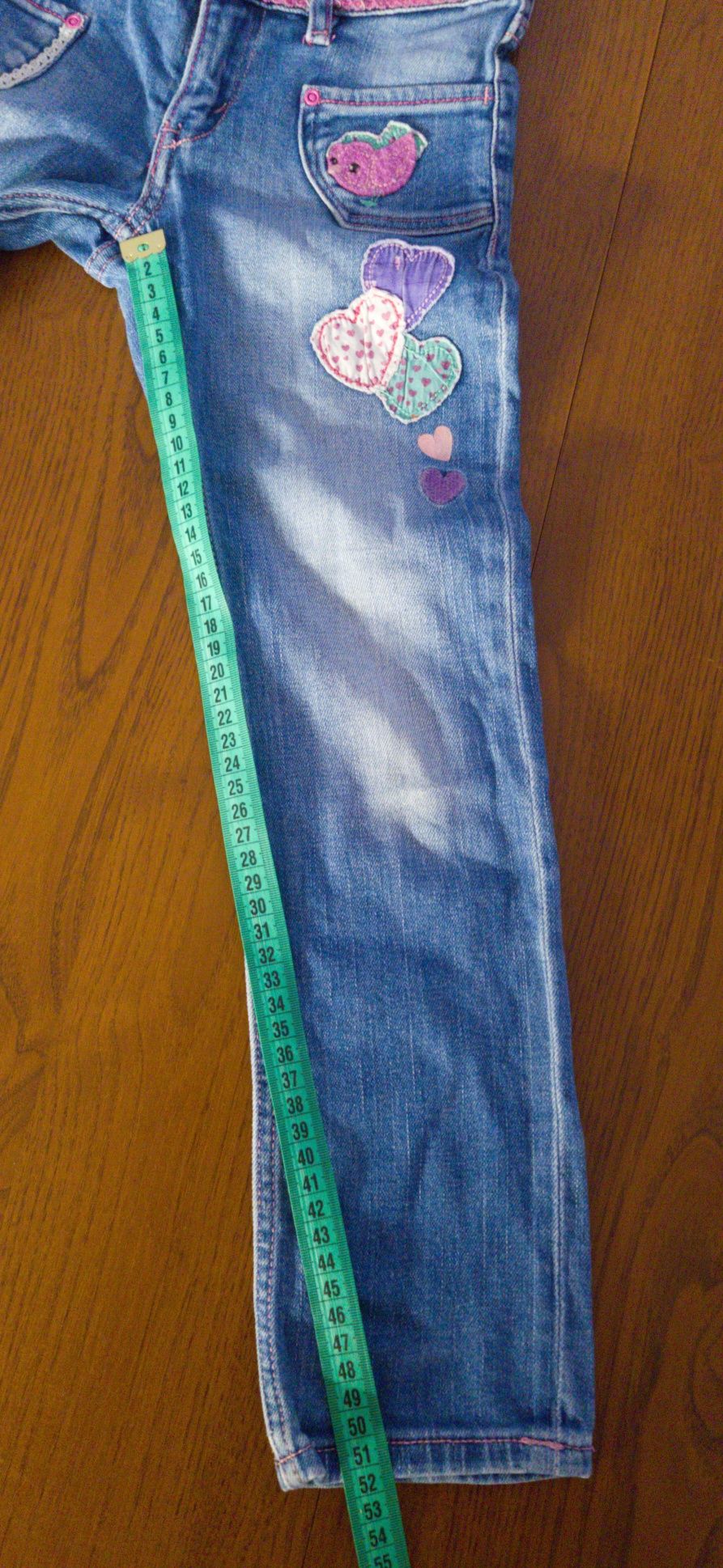 H&M śliczne spodnie jeansy dżinsy 122-128 dla dziewczynki serduszka pt