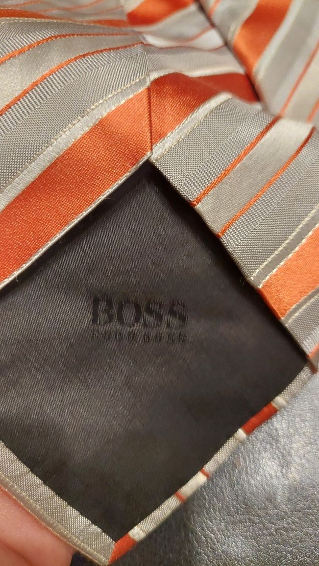 Hugo Boss krawat jedwab