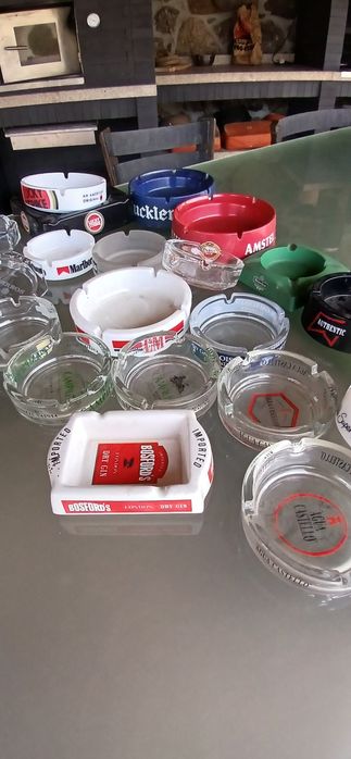 Cinzeiro de publicidade