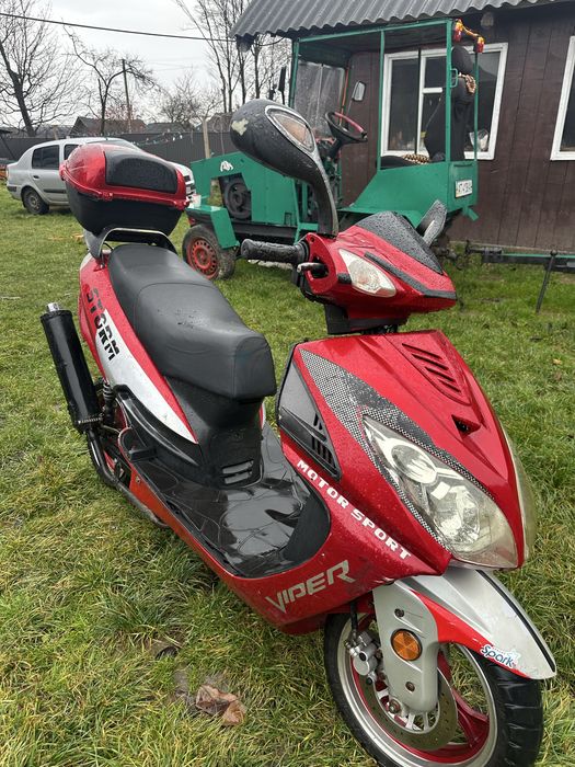 Продам скутер 110