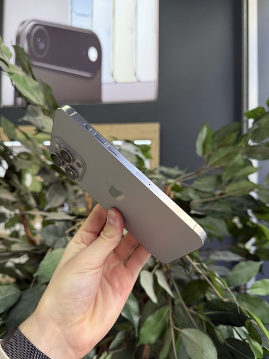 iPhone 15 Pro Max 256GB Natural Titanium