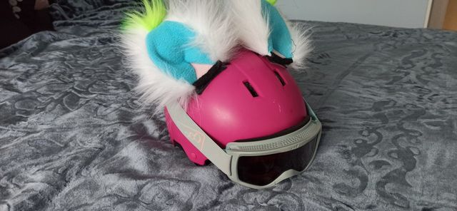 Kask narciarski 53-56 z goglami