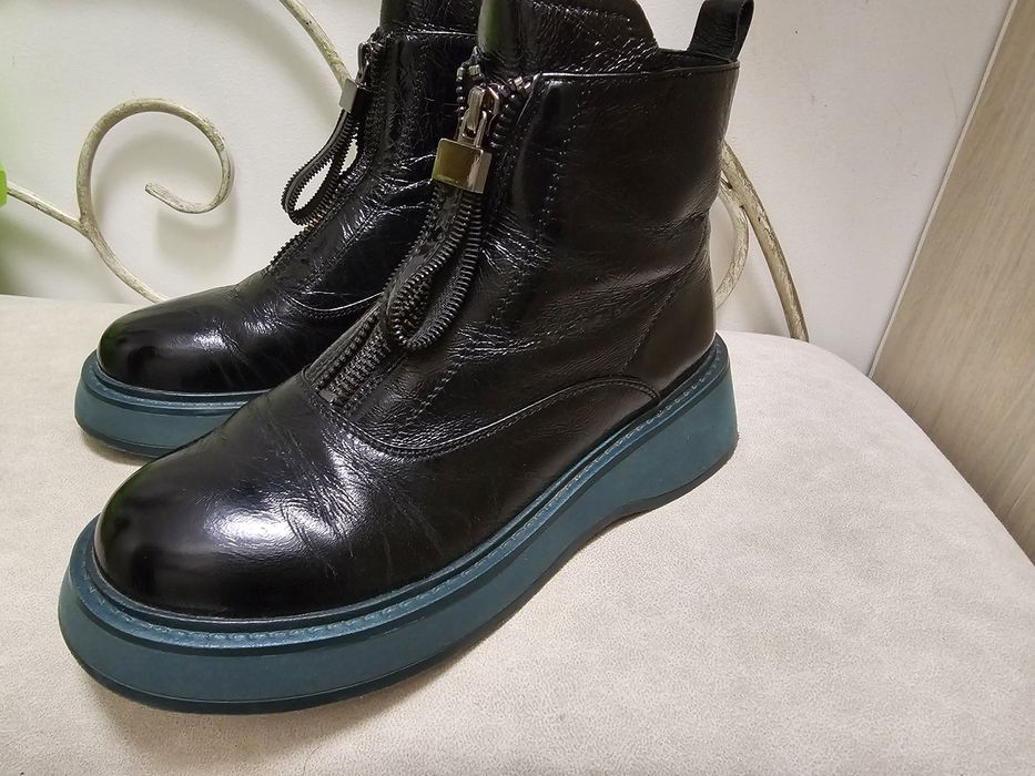 Ботинки осенние женские