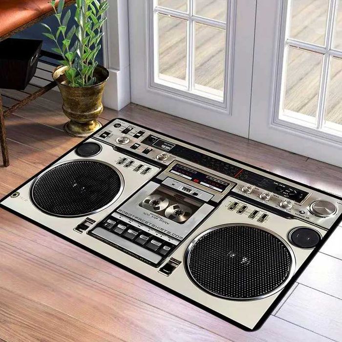 Nowy dywan z motywem