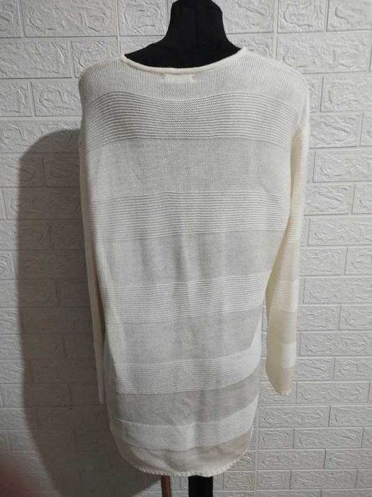 Długi sweter rozmiar 44 jesień zima cena 25 zł