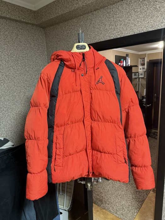 Пуховик Jordan L size