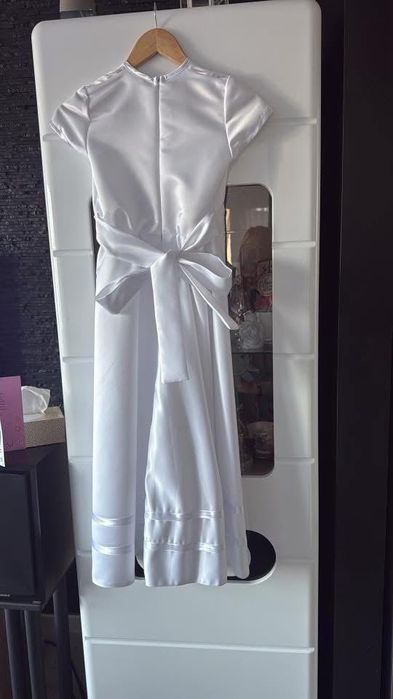 Alba komunijna dla dziewczynki