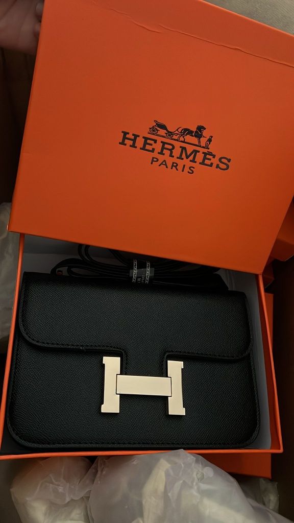 Hermes - Única - Oferta dos portes
