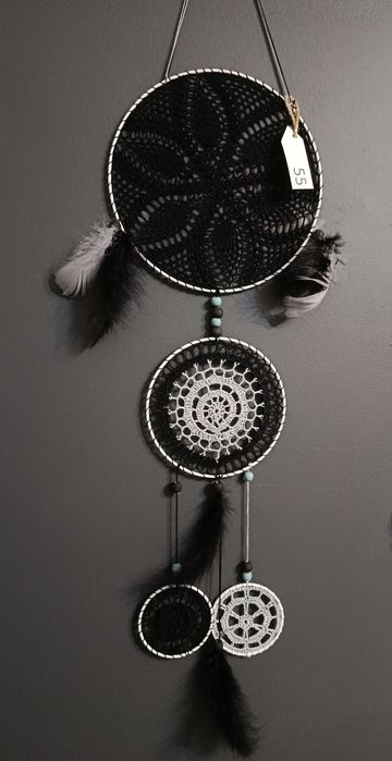 Łapacz snów czarno-szary prezent na święta urodziny do domu