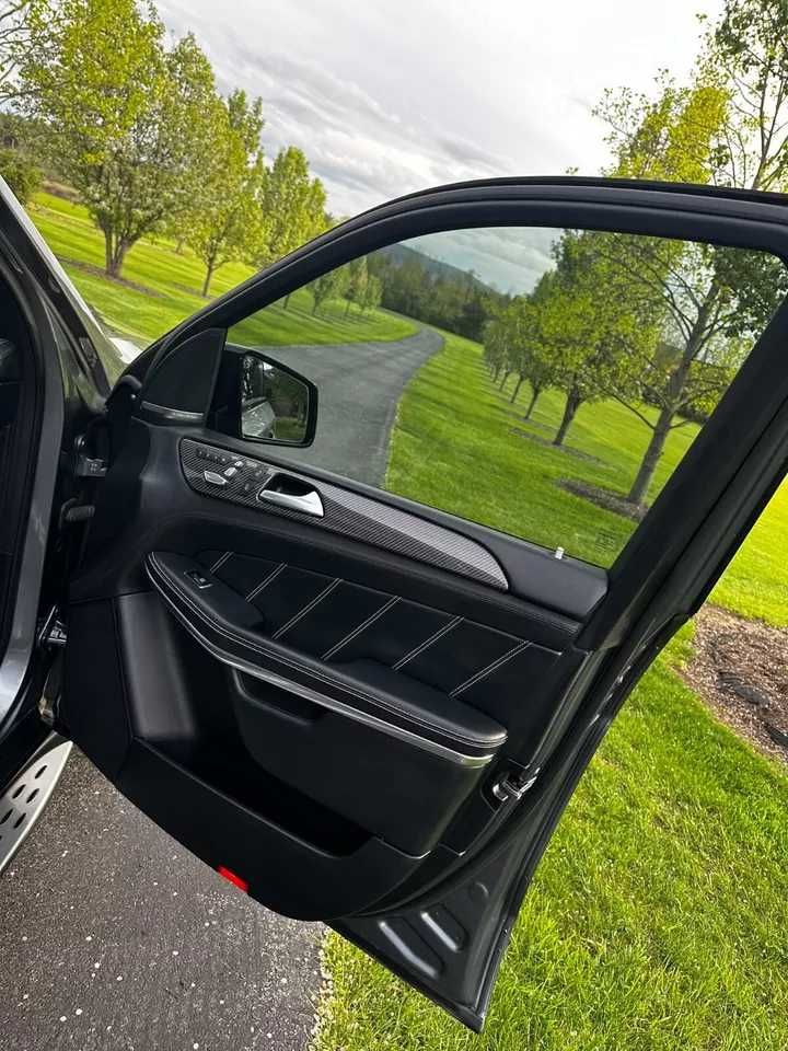 2017 Mercedes-Benz gls 63