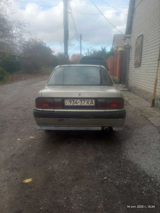 Mitsubishi Galant 6
