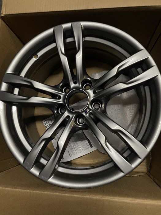 Vendo 4 jantes 18 pakc BMW 5x120 originais como novas