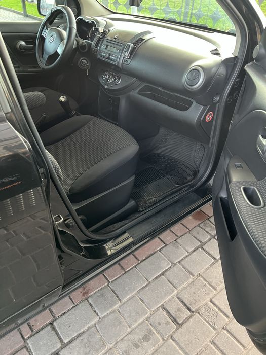 Nissan Not 2007 рік 1.6 газ/бенз