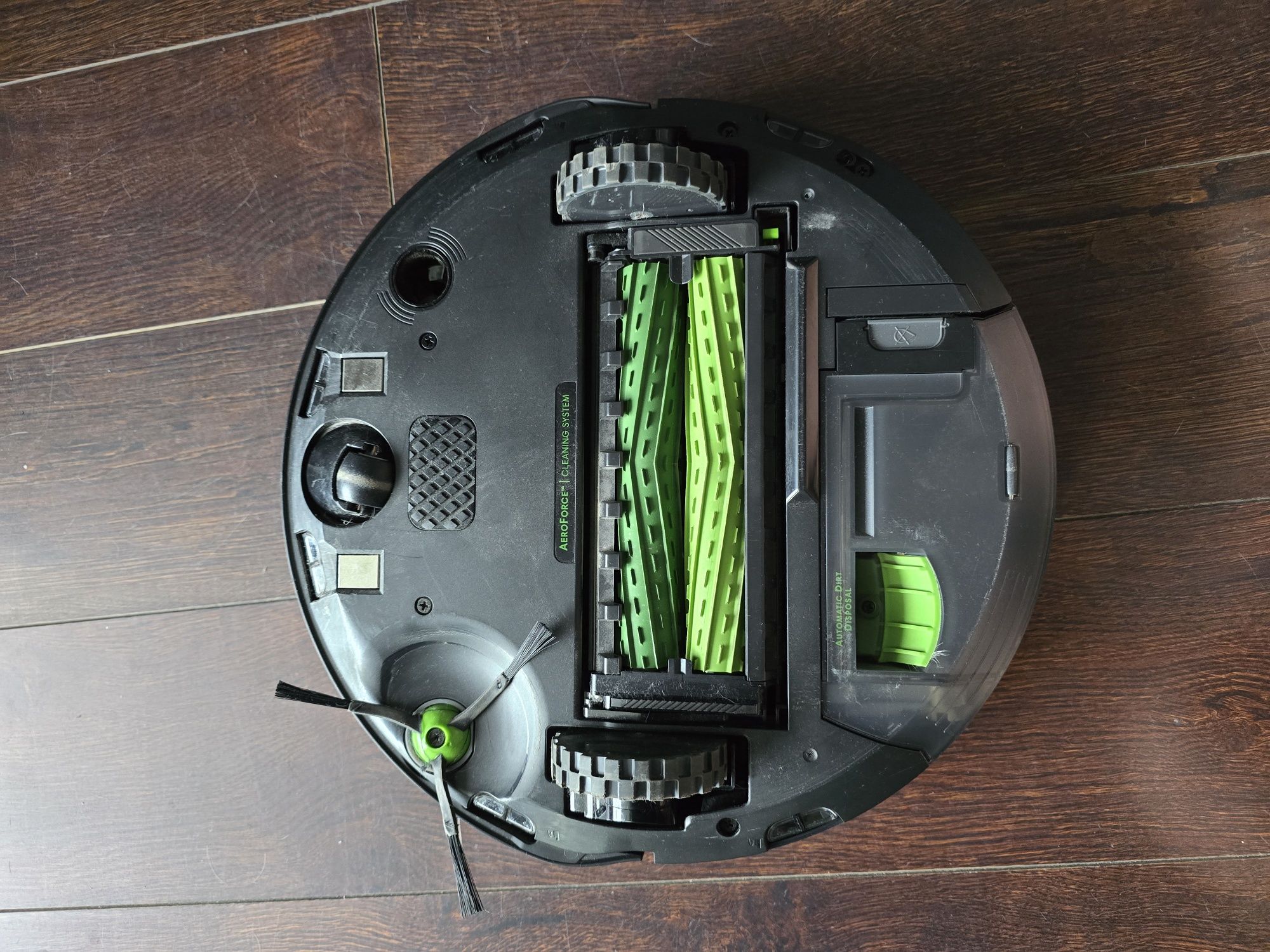 Robót sprzątający Irobot Roomba J7+