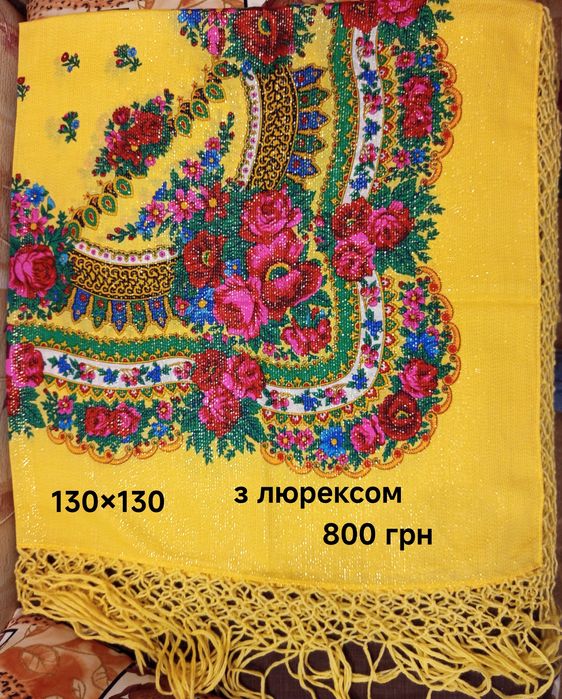 Продам великі шерстяні хустки з квітковим орнаментом