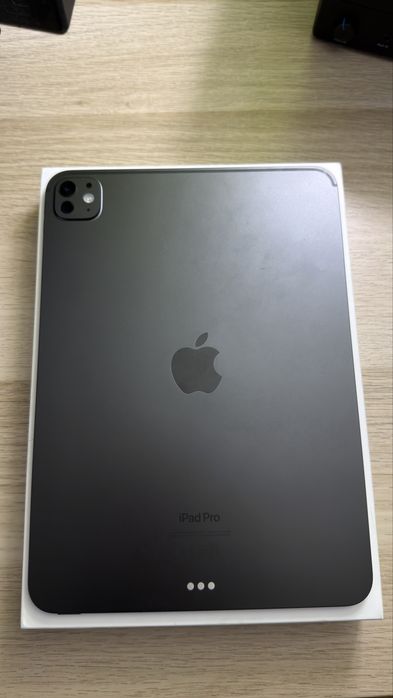 Ipad Pro M4 11” 256 gb c/ Pencil Pro