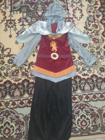 Карнавальный костюм рыцарь,воин,крестоносец 7-8 лет