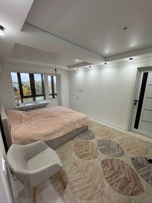 Пропоную до продажу 2-кімнатну квартиру з сучасним ремонтом в Каневi