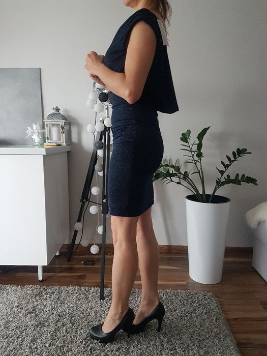 Sukienka z gołymi plecami rozmiar S nowa, z metką
