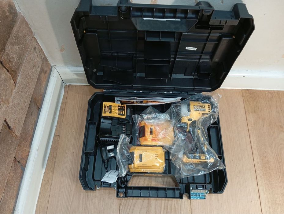 Продам Dewalt набір іпакт новий!!!