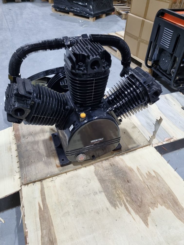 Sprężarka powietrza , kompresor olejowy  Venom Italy 2600 L/min Moc