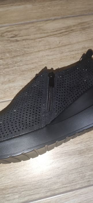 Blik blink mieniące się buty czarne kryształki 39