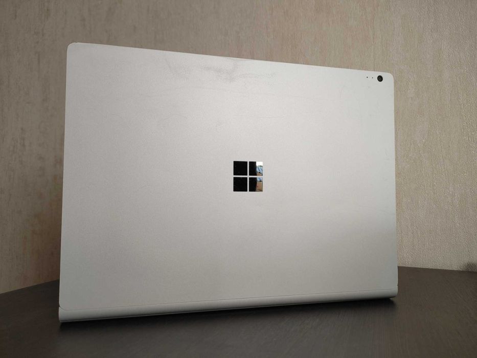 Microsoft Surface Book 2 16/512gb Nvidia GTX 1050 Intel i7-8650u