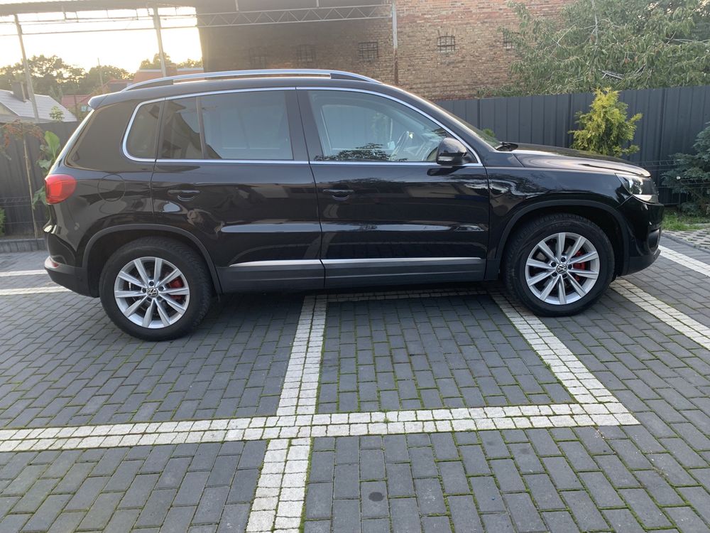 VW Toguan 1,4 tsi LPG  stan idealnny ! BlueMotion Technology Exclusive