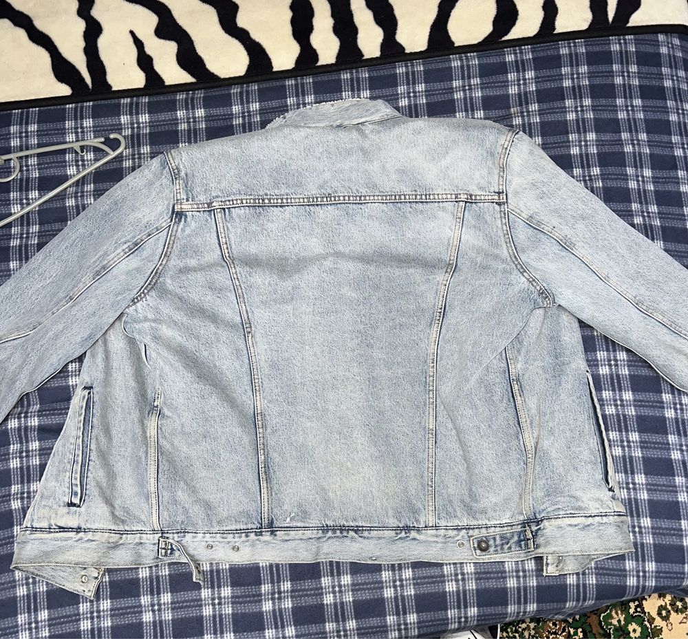 Джинсова куртка LEVIS L