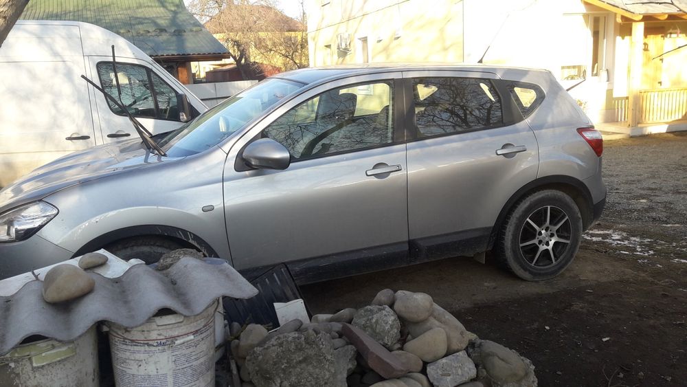 Автомобіль Ніссан Кашкац