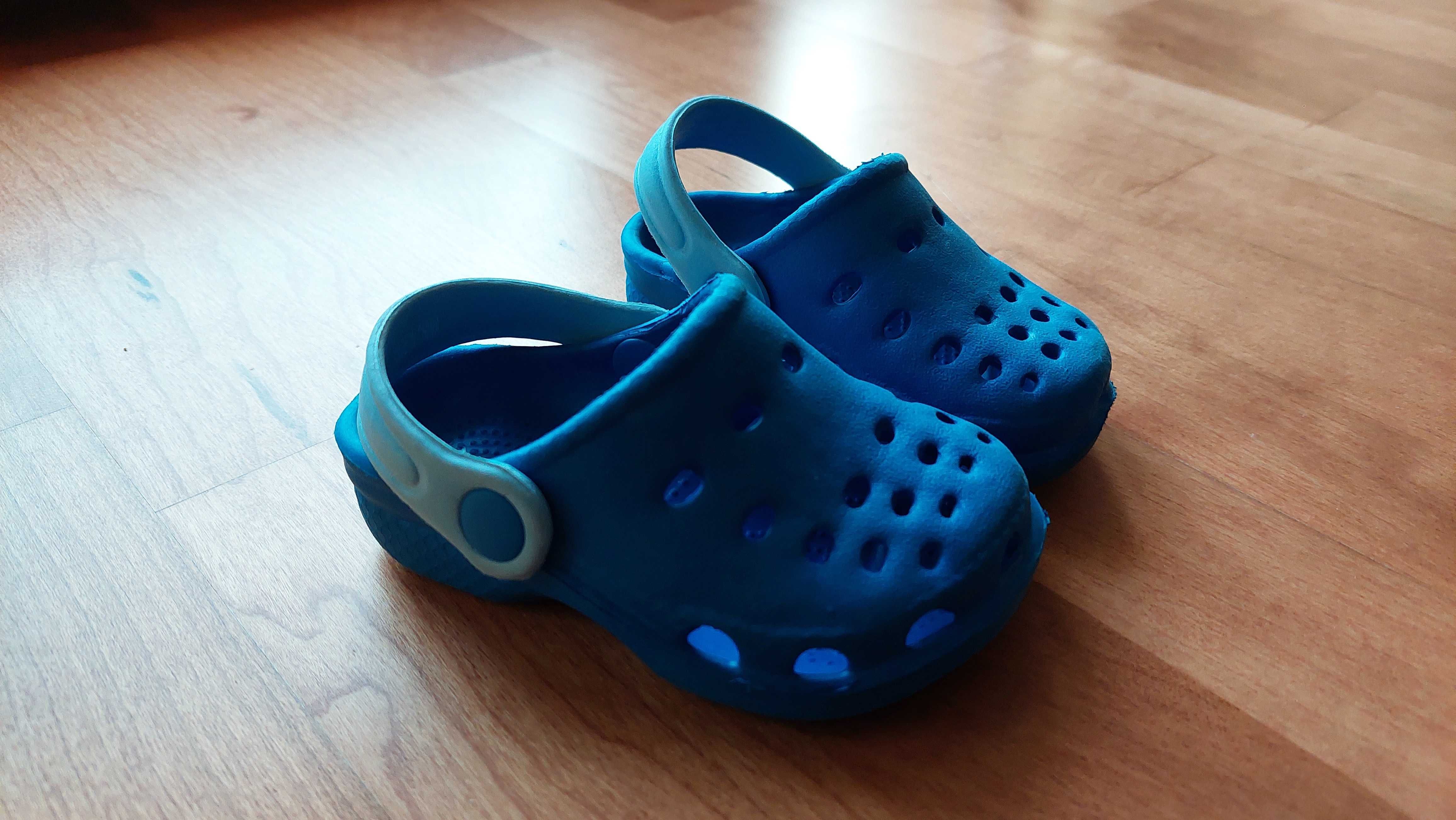 Crocs para criança (sandalia) tamanho 21