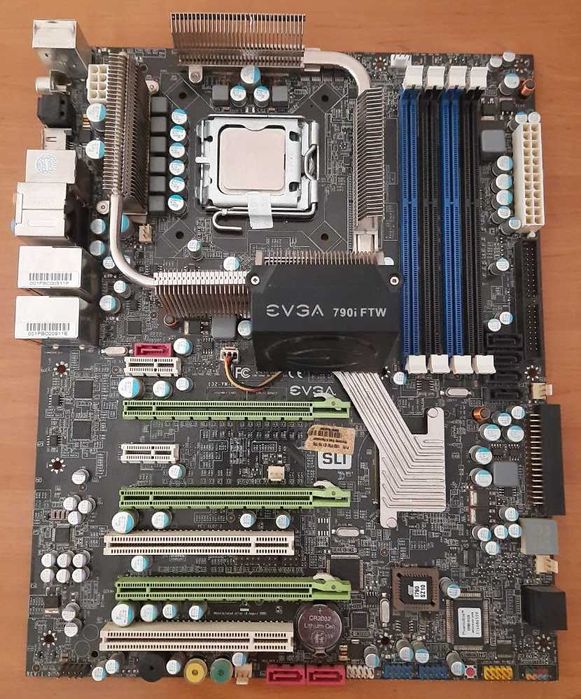 Топова 775 сок. 1600 шина EVGA nForce 790i SLI FTW Тест ОК + подарунок
